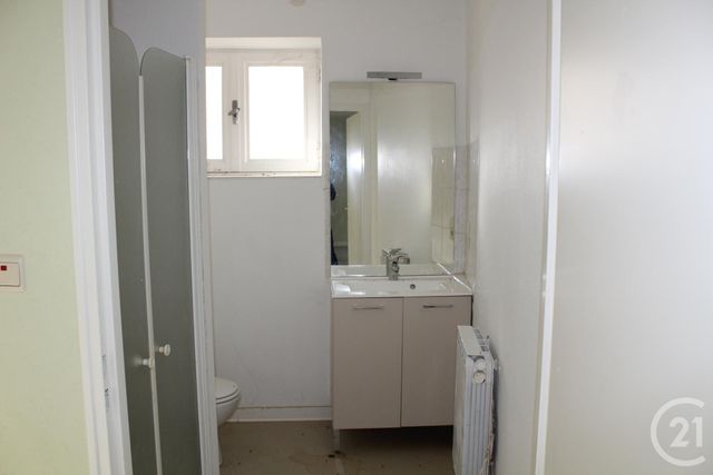 Afficher la photo en grand Appartement F3 à vendre - 3 pièces - 60.0 m2 - FOIX - 09 - MIDI-PYRENEES - Century 21 L'Agence