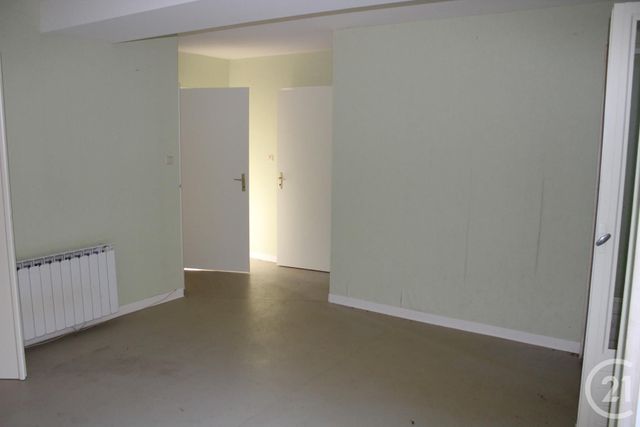 Afficher la photo en grand Appartement F3 à vendre - 3 pièces - 60.0 m2 - FOIX - 09 - MIDI-PYRENEES - Century 21 L'Agence