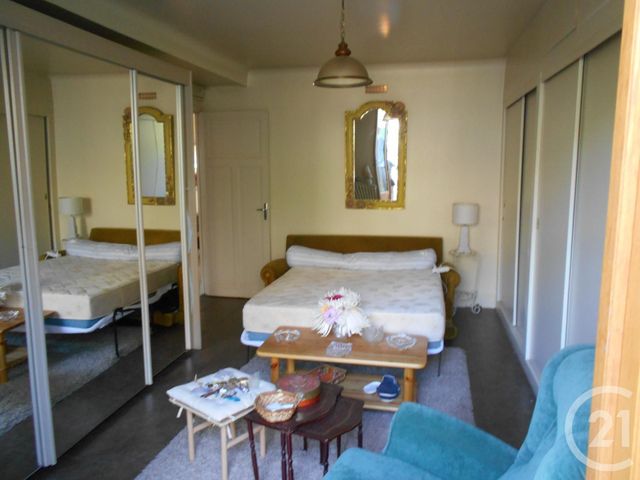Afficher la photo en grand immeuble à vendre - 211.0 m2 - TARASCON SUR ARIEGE - 09 - MIDI-PYRENEES - Century 21 L'Agence