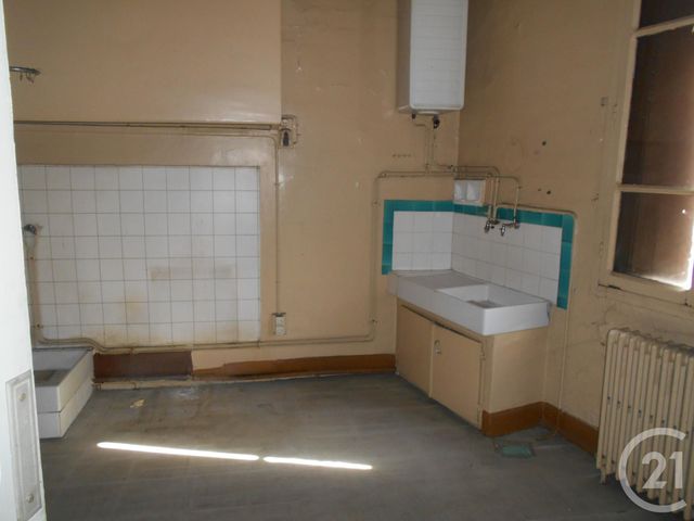 Afficher la photo en grand immeuble à vendre - 211.0 m2 - TARASCON SUR ARIEGE - 09 - MIDI-PYRENEES - Century 21 L'Agence