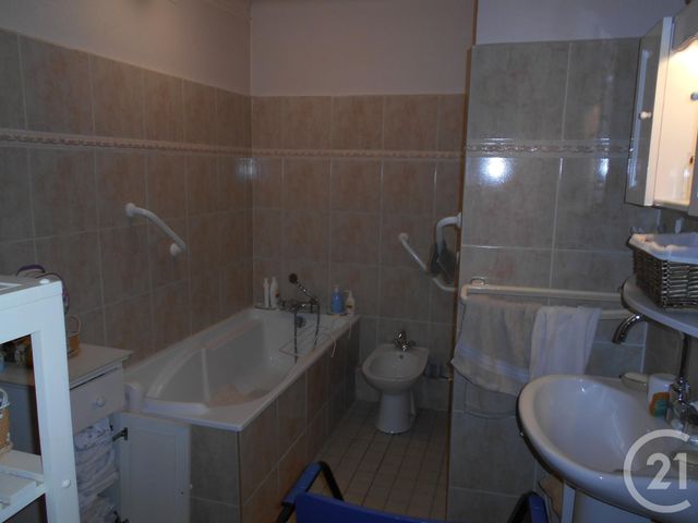 Afficher la photo en grand immeuble à vendre - 211.0 m2 - TARASCON SUR ARIEGE - 09 - MIDI-PYRENEES - Century 21 L'Agence