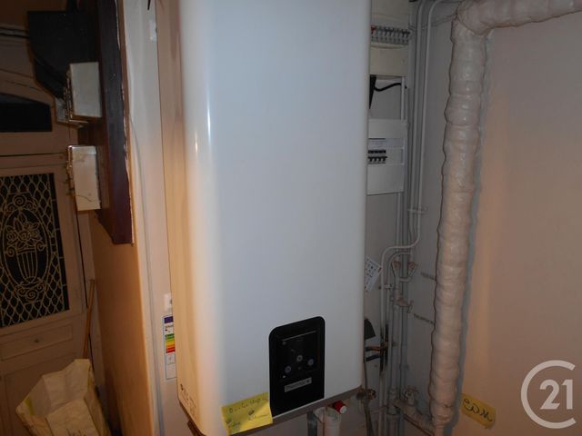 Afficher la photo en grand immeuble à vendre - 211.0 m2 - TARASCON SUR ARIEGE - 09 - MIDI-PYRENEES - Century 21 L'Agence