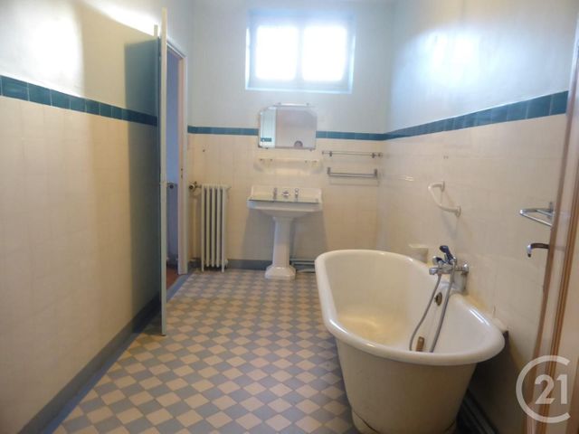 Afficher la photo en grand maison à vendre - 6 pièces - 144.0 m2 - LAVELANET - 09 - MIDI-PYRENEES - Century 21 L'Agence
