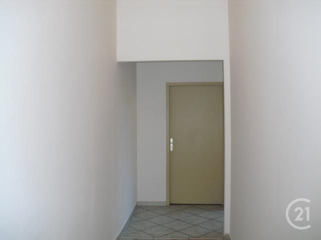 Appartement F2 à louer - 2 pièces - 35.0 m2 - FOIX - 09 - MIDI-PYRENEES - Century 21 L'Agence Appartement F2 à louer - 2 pièces - 35.0 m2 - FOIX - 09 - MIDI-PYRENEES - Century 21 L'Agence