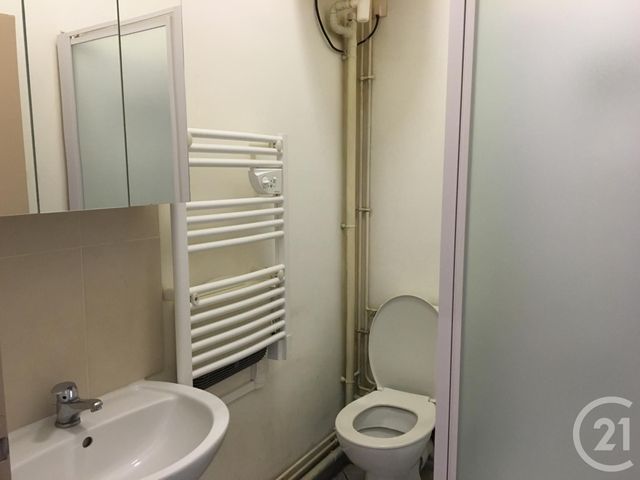 Appartement F2 à louer - 2 pièces - 35.0 m2 - FOIX - 09 - MIDI-PYRENEES - Century 21 L'Agence Appartement F2 à louer - 2 pièces - 35.0 m2 - FOIX - 09 - MIDI-PYRENEES - Century 21 L'Agence