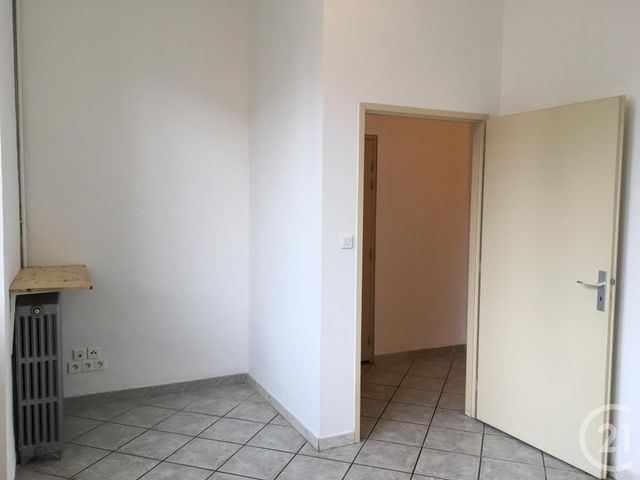 Appartement F2 à louer - 2 pièces - 35.0 m2 - FOIX - 09 - MIDI-PYRENEES - Century 21 L'Agence Appartement F2 à louer - 2 pièces - 35.0 m2 - FOIX - 09 - MIDI-PYRENEES - Century 21 L'Agence