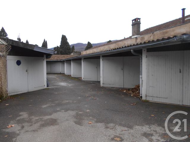 parking à louer - 12.0 m2 - FOIX - 09 - MIDI-PYRENEES - Century 21 L'Agence