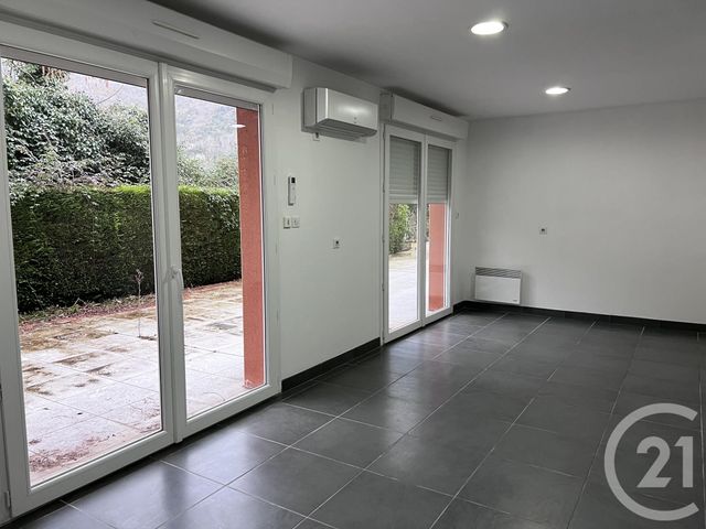 Appartement Local à louer - 2 pièces - 76.0 m2 - FOIX - 09 - MIDI-PYRENEES - Century 21 L'Agence