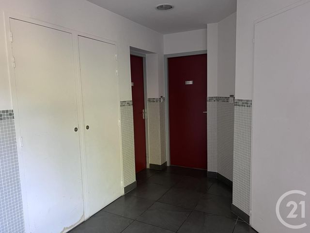 Appartement Local à louer - 2 pièces - 76.0 m2 - FOIX - 09 - MIDI-PYRENEES - Century 21 L'Agence