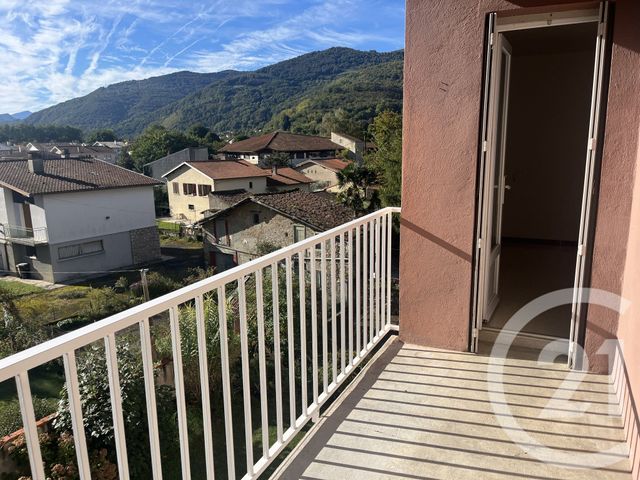 Appartement T3 à vendre - 3 pièces - 74.71 m2 - FOIX - 09 - MIDI-PYRENEES - Century 21 L'Agence