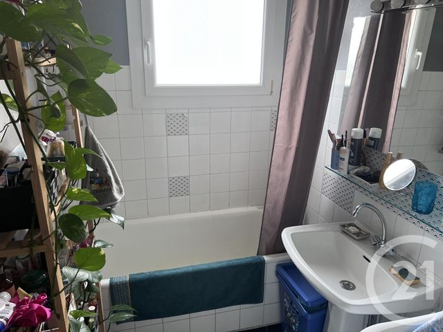 Appartement F3 à louer - 3 pièces - 68.0 m2 - FOIX - 09 - MIDI-PYRENEES - Century 21 L'Agence