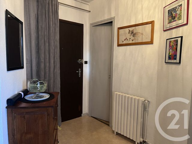 Appartement F2 à louer - 2 pièces - 57.0 m2 - FOIX - 09 - MIDI-PYRENEES - Century 21 L'Agence