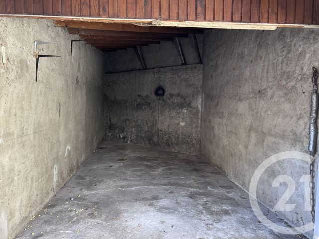 parking à louer - 12.0 m2 - FOIX - 09 - MIDI-PYRENEES - Century 21 L'Agence