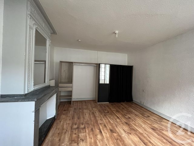 Appartement T3 à louer - 3 pièces - 72.0 m2 - FOIX - 09 - MIDI-PYRENEES - Century 21 L'Agence