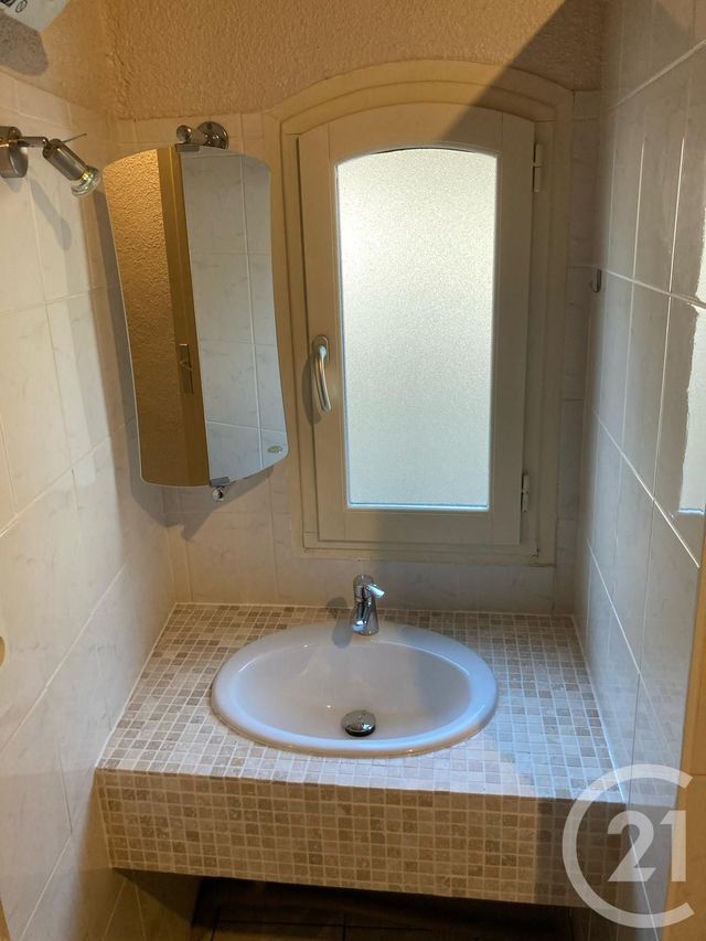 Appartement T3 à louer - 3 pièces - 72.0 m2 - FOIX - 09 - MIDI-PYRENEES - Century 21 L'Agence