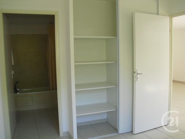 Appartement F2 à louer - 2 pièces - 37.9 m2 - FOIX - 09 - MIDI-PYRENEES - Century 21 L'Agence