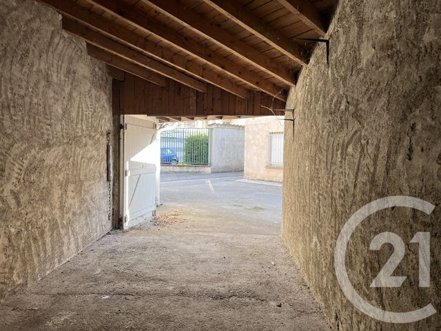 parking à louer - 12.0 m2 - FOIX - 09 - MIDI-PYRENEES - Century 21 L'Agence