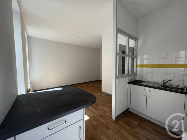 Appartement T1 à louer - 1 pièce - 29.0 m2 - FOIX - 09 - MIDI-PYRENEES - Century 21 L'Agence