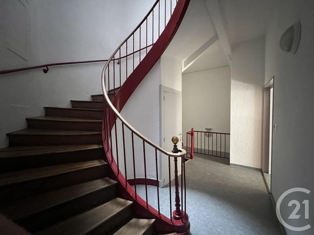 Appartement T1 à louer - 1 pièce - 29.0 m2 - FOIX - 09 - MIDI-PYRENEES - Century 21 L'Agence