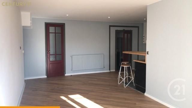 Appartement F4 à louer - 4 pièces - 84.47 m2 - FOIX - 09 - MIDI-PYRENEES - Century 21 L'Agence