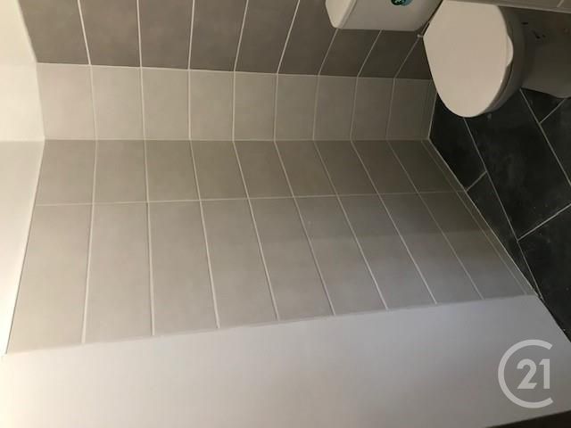 Appartement F4 à louer - 4 pièces - 84.47 m2 - FOIX - 09 - MIDI-PYRENEES - Century 21 L'Agence