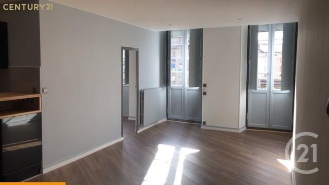 Appartement F4 à louer - 4 pièces - 84.47 m2 - FOIX - 09 - MIDI-PYRENEES - Century 21 L'Agence