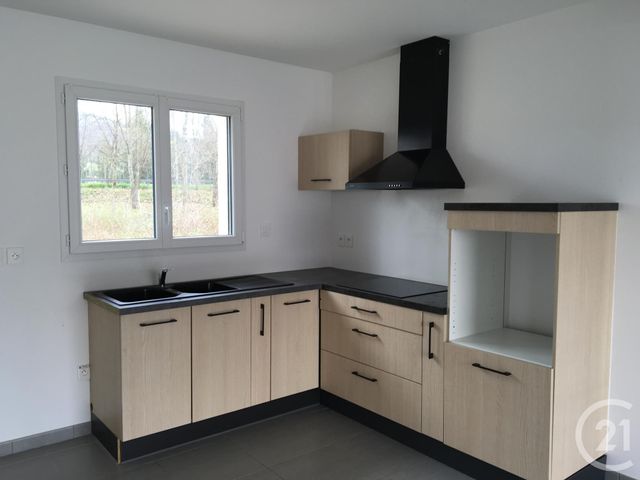 maison à louer - 4 pièces - 88.0 m2 - ST JEAN DE VERGES - 09 - MIDI-PYRENEES - Century 21 L'Agence