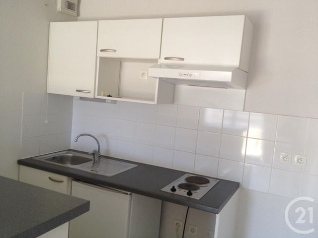 Appartement F2 à louer - 2 pièces - 38.0 m2 - FOIX - 09 - MIDI-PYRENEES - Century 21 L'Agence