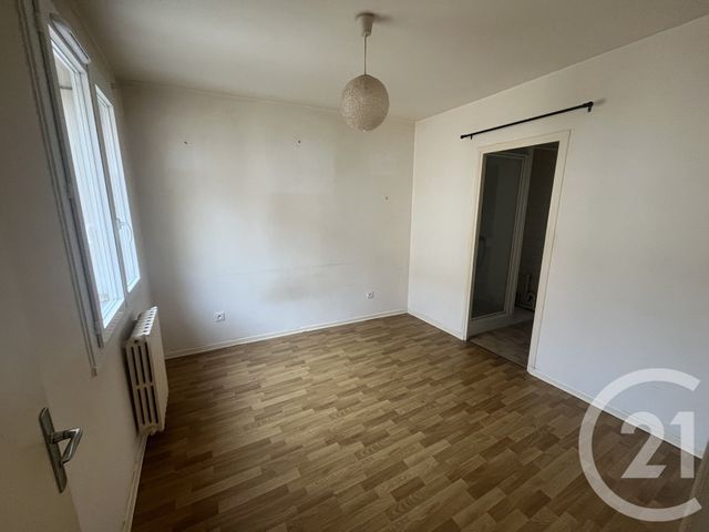 Appartement T2 à vendre - 2 pièces - 35.19 m2 - FOIX - 09 - MIDI-PYRENEES - Century 21 L'Agence