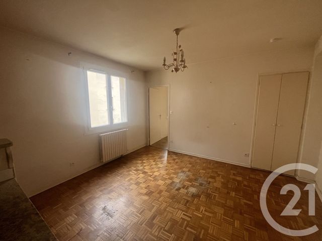 Appartement T2 à vendre - 2 pièces - 35.19 m2 - FOIX - 09 - MIDI-PYRENEES - Century 21 L'Agence