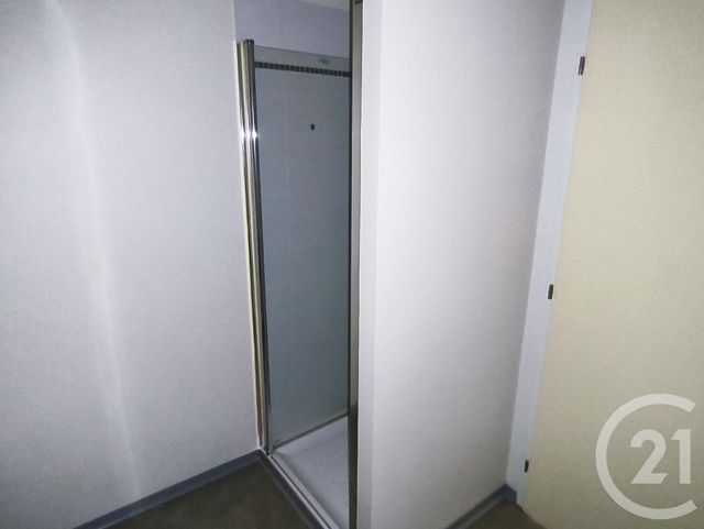 Appartement T2 à vendre - 2 pièces - 41.69 m2 - FOIX - 09 - MIDI-PYRENEES - Century 21 L'Agence