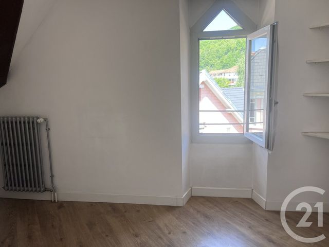 Appartement F2 bis à louer - 2 pièces - 50.0 m2 - FOIX - 09 - MIDI-PYRENEES - Century 21 L'Agence