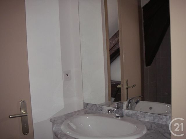 Appartement F2 bis à louer - 2 pièces - 50.0 m2 - FOIX - 09 - MIDI-PYRENEES - Century 21 L'Agence