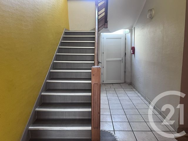 Appartement F2 bis à louer - 2 pièces - 50.0 m2 - FOIX - 09 - MIDI-PYRENEES - Century 21 L'Agence