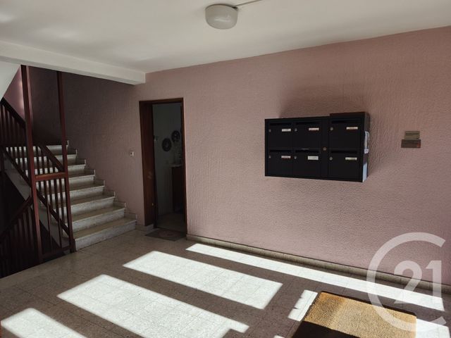 Appartement T3 à vendre - 3 pièces - 76.62 m2 - FOIX - 09 - MIDI-PYRENEES - Century 21 L'Agence