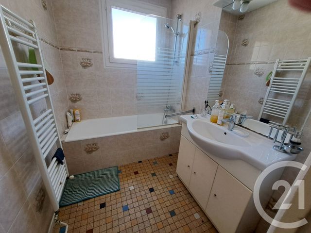 Appartement F3 à vendre - 3 pièces - 74.19 m2 - FOIX - 09 - MIDI-PYRENEES - Century 21 L'Agence