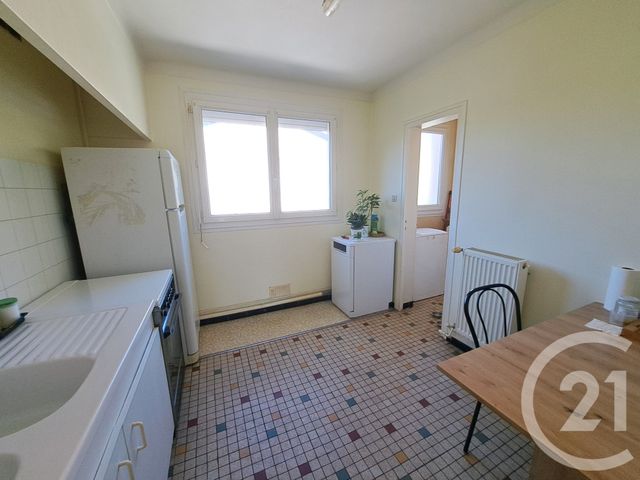 Appartement F3 à vendre - 3 pièces - 74.19 m2 - FOIX - 09 - MIDI-PYRENEES - Century 21 L'Agence