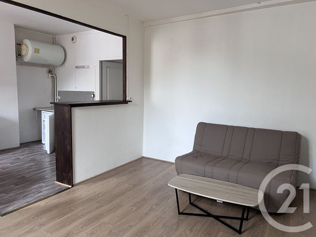 Appartement Duplex à louer - 2 pièces - 46.0 m2 - FOIX - 09 - MIDI-PYRENEES - Century 21 L'Agence