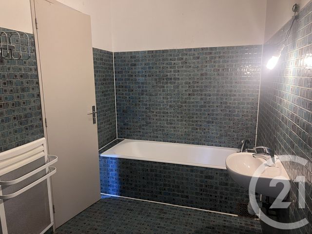 Appartement T2 à louer - 3 pièces - 111.0 m2 - VARILHES - 09 - MIDI-PYRENEES - Century 21 L'Agence