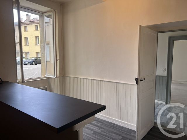 Appartement T2 à louer - 3 pièces - 111.0 m2 - VARILHES - 09 - MIDI-PYRENEES - Century 21 L'Agence
