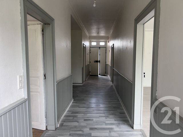 Appartement T2 à louer - 3 pièces - 111.0 m2 - VARILHES - 09 - MIDI-PYRENEES - Century 21 L'Agence