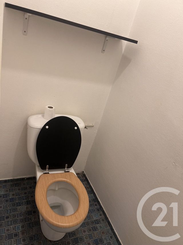 Appartement T2 à louer - 3 pièces - 111.0 m2 - VARILHES - 09 - MIDI-PYRENEES - Century 21 L'Agence