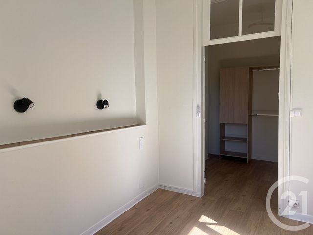 Appartement T3 à louer - 3 pièces - 81.14 m2 - FOIX - 09 - MIDI-PYRENEES - Century 21 L'Agence