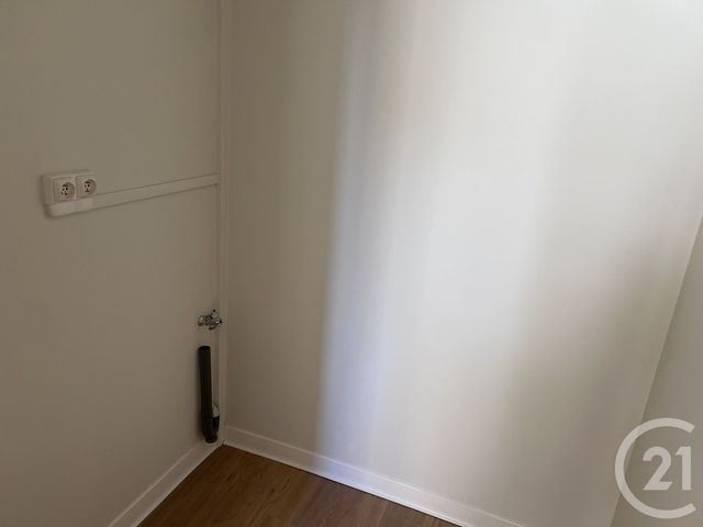 Appartement T3 à louer - 3 pièces - 81.14 m2 - FOIX - 09 - MIDI-PYRENEES - Century 21 L'Agence