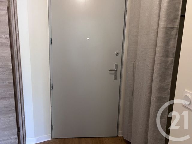 Appartement T3 à louer - 3 pièces - 81.14 m2 - FOIX - 09 - MIDI-PYRENEES - Century 21 L'Agence