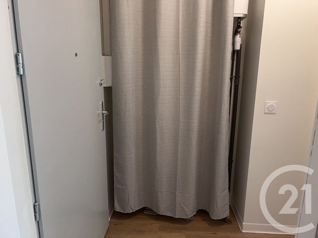 Appartement T3 à louer - 3 pièces - 81.14 m2 - FOIX - 09 - MIDI-PYRENEES - Century 21 L'Agence