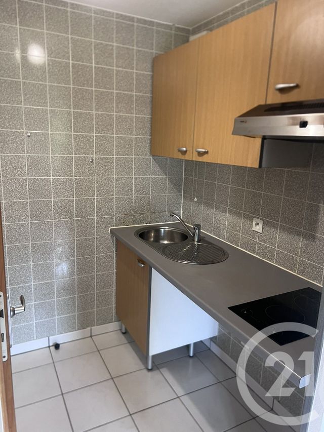 Appartement F2 à louer - 2 pièces - 45.0 m2 - FOIX - 09 - MIDI-PYRENEES - Century 21 L'Agence