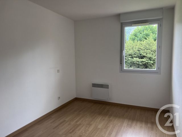 Appartement F2 à louer - 2 pièces - 45.0 m2 - FOIX - 09 - MIDI-PYRENEES - Century 21 L'Agence