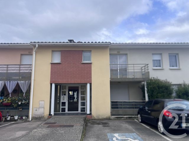 Appartement F2 à louer - 2 pièces - 45.0 m2 - FOIX - 09 - MIDI-PYRENEES - Century 21 L'Agence