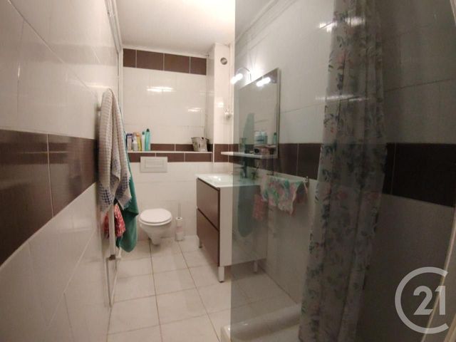 Appartement T3 à vendre - 3 pièces - 88.9 m2 - FOIX - 09 - MIDI-PYRENEES - Century 21 L'Agence